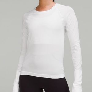 lulu swiftly tech long sleeve shirt- 2.0 race length. Size 6!